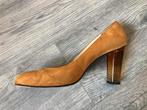 Vero Cuoio pumps maat 41, Kleding | Dames, Oranje, Ophalen of Verzenden, Gedragen, Pumps