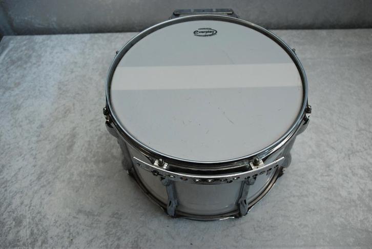Premier Marching snare met parallelsysteem 14x9 inch, Muziek en Instrumenten, Instrumenten | Onderdelen, Gebruikt, Drums of Percussie
