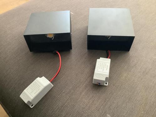 2x Moderne LED Wandlamp, Huis en Inrichting, Lampen | Wandlampen, Gebruikt, Overige materialen, Ophalen of Verzenden