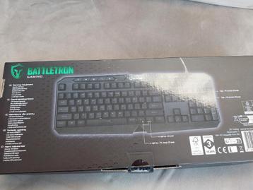 Een mooie toetsenbord met RGB licht beschikbaar voor biedingen