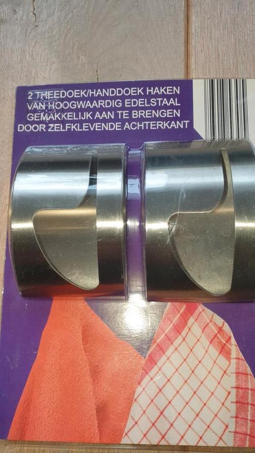Handdoekhaak 2 stuks NIEUW chroom €3,00, Doe-het-zelf en Verbouw, Sanitair, Nieuw, Overige typen, Rvs, Ophalen of Verzenden