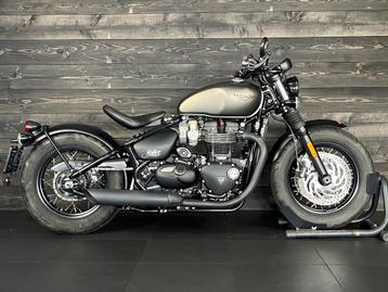 Triumph BONNEVILLE BOBBER BLACK (bj 2020) beschikbaar voor biedingen
