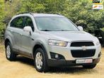 Chevrolet Captiva 2.4i LT 2WD/7persoon/6Bak/PDC, Te koop, Zilver of Grijs, Geïmporteerd, Benzine