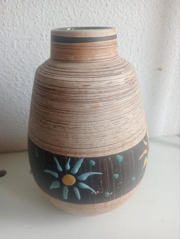 Vintage west Germany vaas  beschikbaar voor biedingen