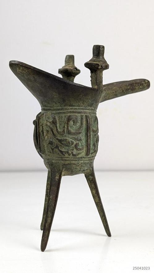 bronzen wijnbeker / plengbeker, Antiek en Kunst, Kunst | Niet-Westerse kunst, Ophalen of Verzenden
