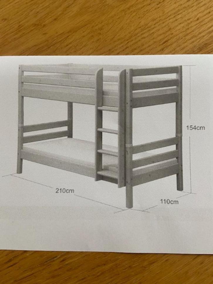 Flexa stapelbed met ladder en veiligheidsrek 4 standen, Kinderen en Baby's, Kinderkamer | Stapelbedden en Hoogslapers, Zo goed als nieuw