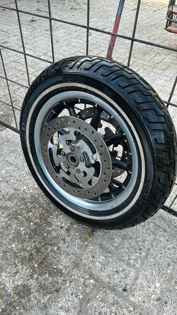 Orginele Harley ultra glide velg met band  beschikbaar voor biedingen