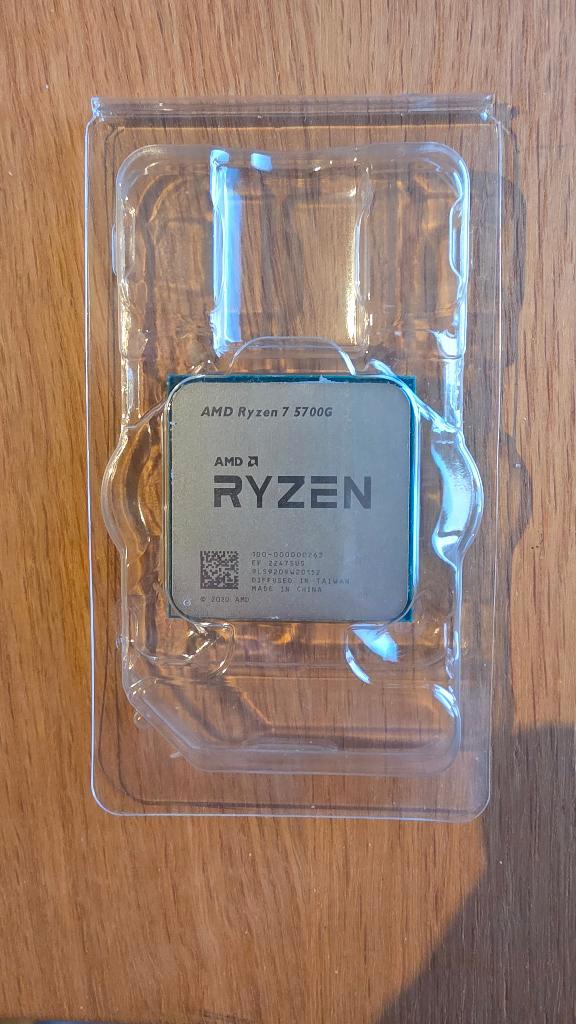 Ryzen 7 5700G, Computers en Software, Processors, Zo goed als nieuw, 8-core, 3 tot 4 Ghz, Ophalen