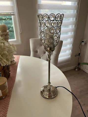 Stijlvolle Lamp met Kristallen Details beschikbaar voor biedingen
