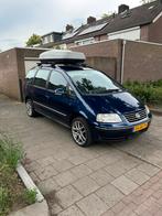 VW Sharan 2.8 v6 7 persoons  APK 2-2026, Voorwielaandrijving, Blauw, 7 stoelen, Origineel Nederlands