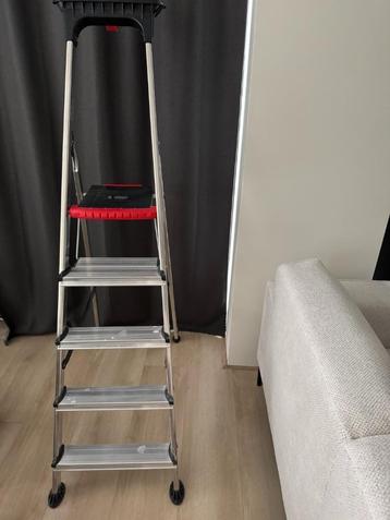 Altrex Huishoudtrap Double Decker 5 Treden beschikbaar voor biedingen
