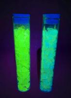 2 flesjes met blauw en vaseline glas ( uranium ), Ophalen of Verzenden, Zo goed als nieuw