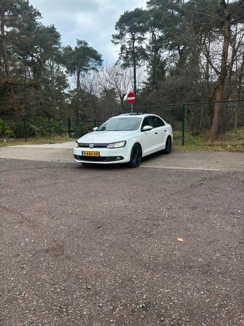 Volkswagen Jetta 1.4 TSI Hybrid 170pk 7-DSG 2013 Wit, Auto's, Volkswagen, Jetta, Hybride Elektrisch/Benzine, Volledig hybride
