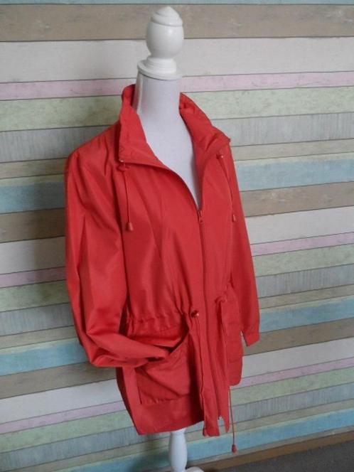 Jas: Oranje zomerjas – maat 40, Kleding | Dames, Jassen | Zomer, Zo goed als nieuw, Maat 38/40 (M), Oranje, Ophalen of Verzenden