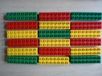 * Duplo: 2 verschillende foto's met 16 nops, noppen 18 stuks, Ophalen of Verzenden, Gebruikt, Losse stenen, Duplo