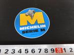 sticker M Michelin serie M, Verzamelen, Stickers, Ophalen, Zo goed als nieuw, Bedrijf of Vereniging