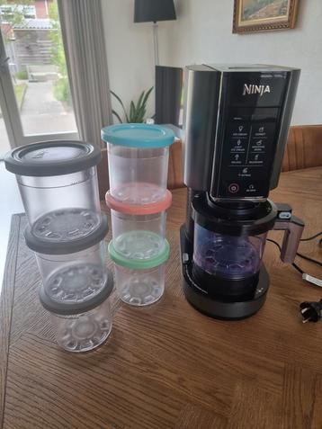 Ninja Creami ijsmachine inclusief 7 bakjes beschikbaar voor biedingen