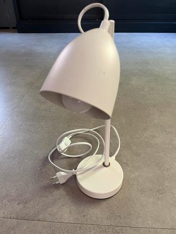 Bureaulamp strak design, stevig en stabiel