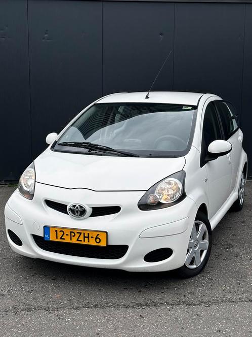 Toyota Aygo 1.0 12V Vvt-i Navigator uitvoering…, Auto's, Toyota, Bedrijf, Aygo, ABS, Airbags, Airconditioning, Centrale vergrendeling