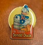 Retro vintage Disney /IK LEES [Donald Duck] speld, Verzamelen, Ophalen of Verzenden, Speldje of Pin, Zo goed als nieuw, Overige onderwerpen