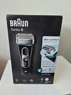 Braun Series 5 scheerapparaat + clean&charge station, Ophalen of Verzenden, Zo goed als nieuw, Scheren en Epileren
