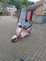 BTC Riva metallic roze, Gebruikt, Benzine, Ophalen, Overige merken