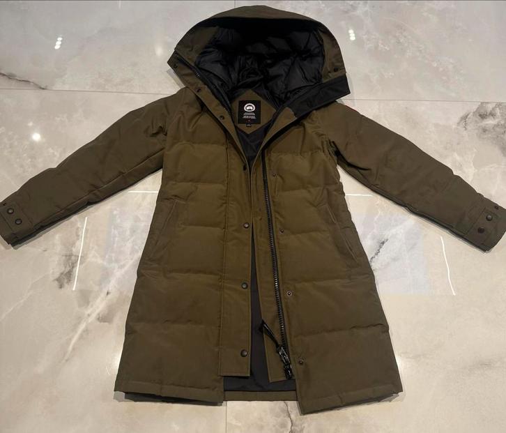 Canada Goose Parka Dames - Maat S - Militaire Groen, Kleding | Dames, Jassen | Winter, Zo goed als nieuw, Maat 36 (S), Groen, Ophalen