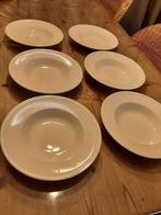 WEDGWOOD WINDSOR - 6  SOEP / DIEPE BORDEN - DIA 23,3 CM, Huis en Inrichting, Keuken | Servies, Ophalen of Verzenden, Zo goed als nieuw