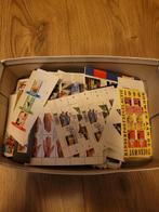 Schoenendoos met honderden blokjes postzegels Nederland, Ophalen of Verzenden