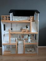 Petit Amelie poppenhuis met meubels en poppetjes, Ophalen, Gebruikt, Poppenhuis