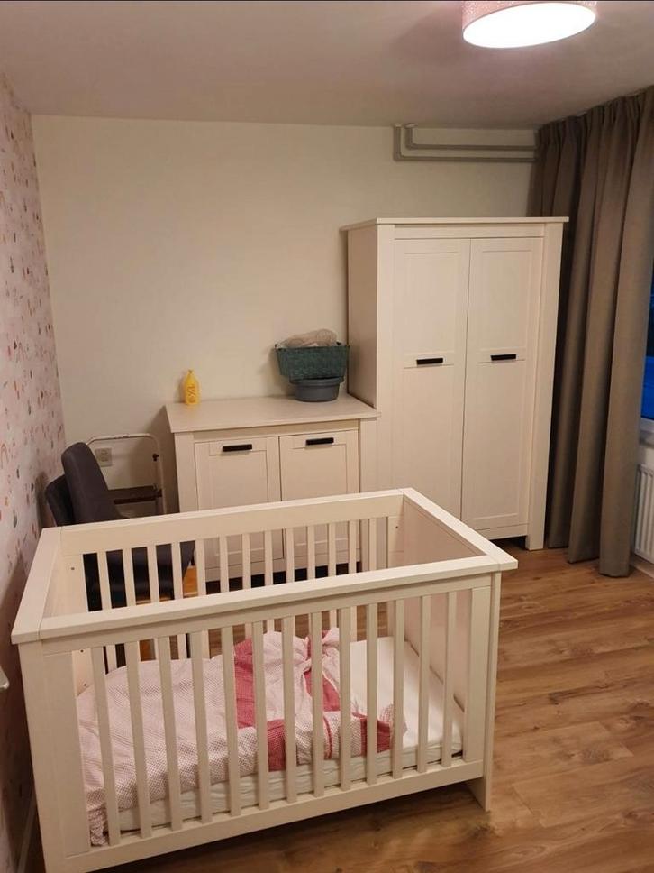 Complete babykamer creme wit, Kinderen en Baby's, Kinderkamer | Complete kinderkamers, Gebruikt, Jongetje of Meisje, Ophalen
