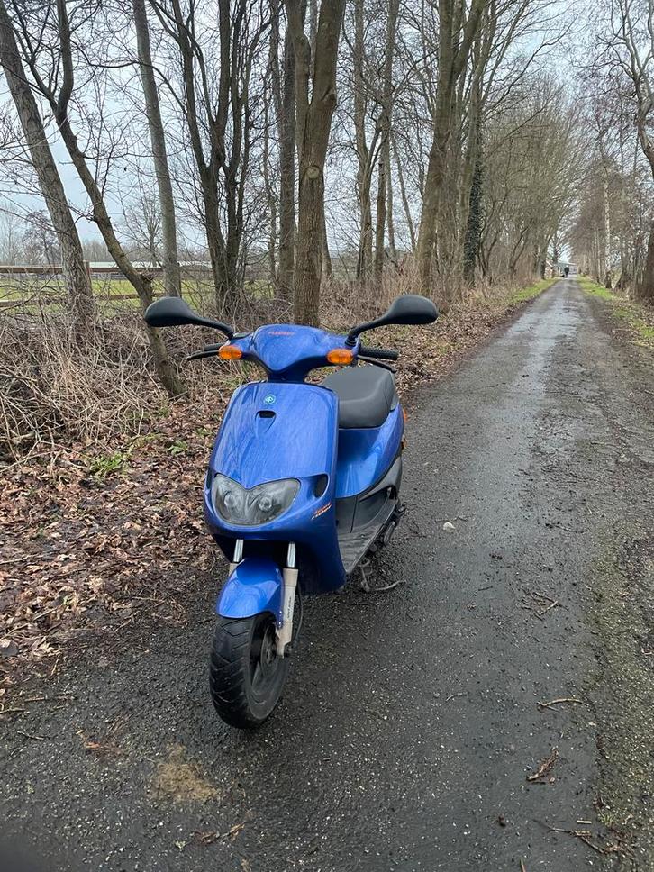 Piaggio Zip Fastrider brom, Fietsen en Brommers, Scooters | Piaggio, Zo goed als nieuw, Zip, Maximaal 45 km/u, Benzine, Ophalen of Verzenden