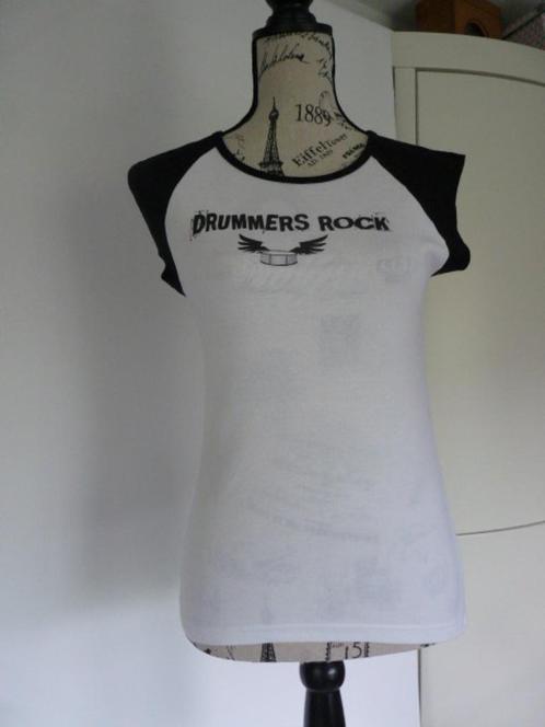 Wit tshirt met zwart accent en opdruk Drummersrock mt M, Kleding | Dames, T-shirts, Zo goed als nieuw, Maat 38/40 (M), Wit, Korte mouw