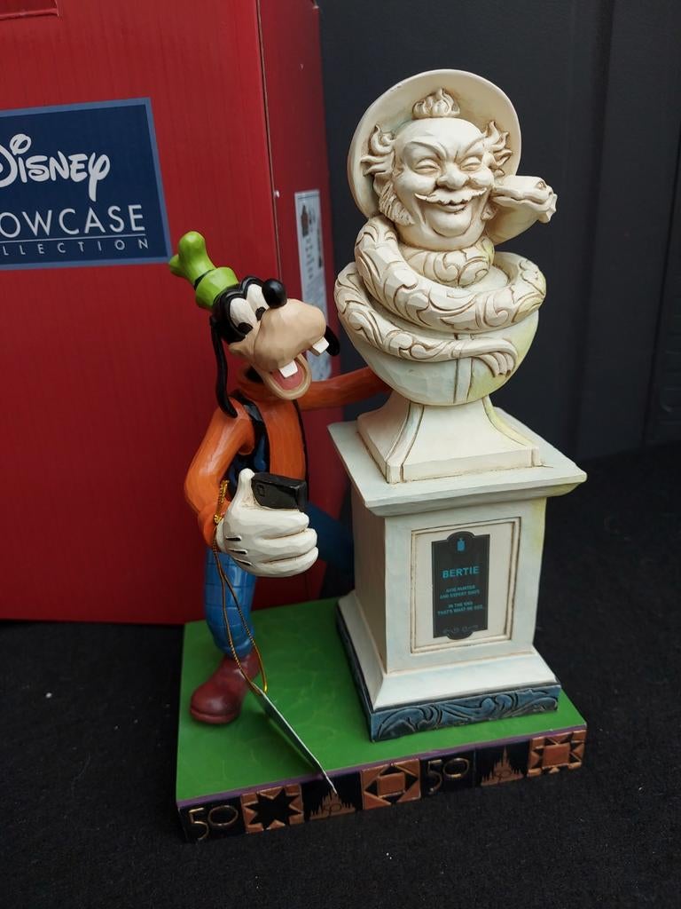 Jim Shore Disney Traditions Goofy 50years WDW, Ophalen of Verzenden, Goofy of Pluto, Nieuw, Beeldje of Figuurtje