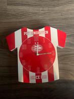 PSV Eindhoven Wandklok Shirt Vorm, Huis en Inrichting, Ophalen of Verzenden, Gebruikt, Analoog, Wandklok