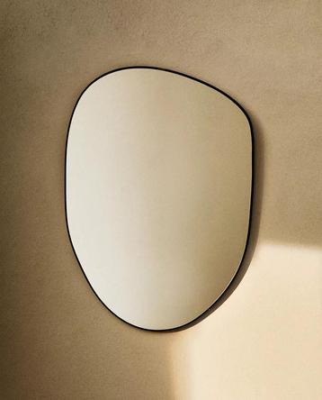 Zara Home Asymmetrische Spiegel 70x50cm beschikbaar voor biedingen