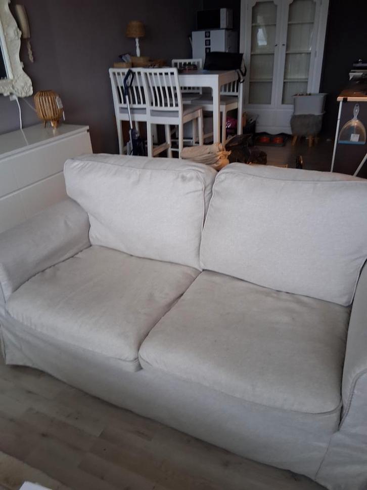 Ikea Ektorp 2-zitsbank + poef + extra hoes, Huis en Inrichting, Banken | Bankstellen, Gebruikt, Rechte bank, Tweepersoons, 150 tot 200 cm
