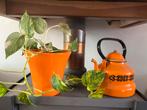 Oranje retro bloempot, Steen, Rond, Binnen, Ophalen of Verzenden