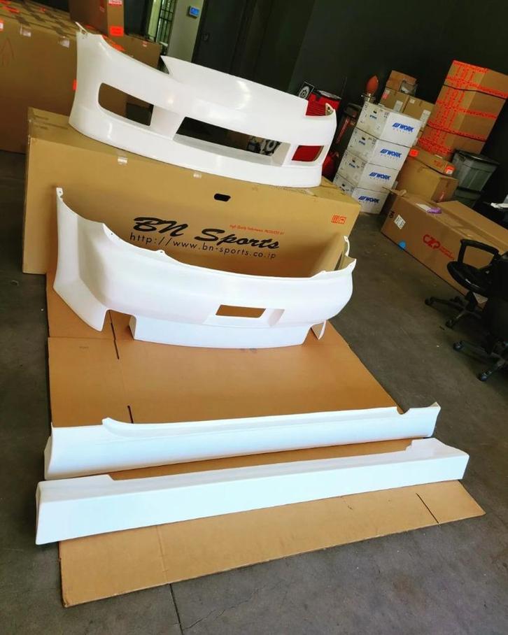 BN Sports bodykit bumper skirts - Mazda Rx8 Rx-8, Auto diversen, Tuning en Styling, Ophalen of Verzenden