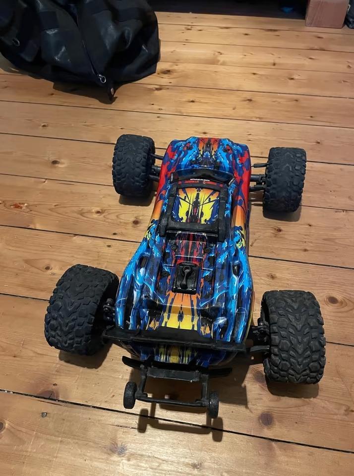 Traxxas Rustler, Hobby en Vrije tijd, Modelbouw | Radiografisch | Auto's, Zo goed als nieuw, Auto offroad, Elektro, Overige schalen