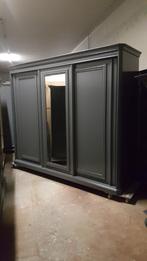 Slaapkamerkasten, kledingkasten brocante garderobe kasten, Huis en Inrichting, Kasten | Kledingkasten, Ophalen, 200 cm of meer