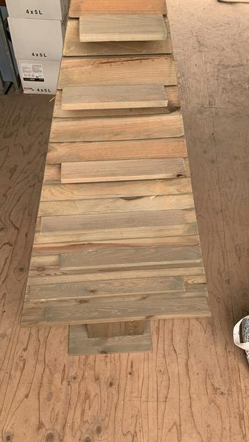 Houten kerstboom. 172cm hoog. Breedste stuk 80cm beschikbaar voor biedingen