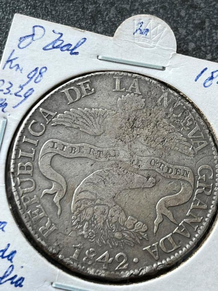 Colombia schaarse acht real 1842, Postzegels en Munten, Munten | Amerika, Losse munt, Midden-Amerika, Zilver, Ophalen of Verzenden