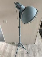 Vloerlamp Vicenza beton look, Huis en Inrichting, Lampen | Vloerlampen, Ophalen, Zo goed als nieuw, Metaal, 150 tot 200 cm