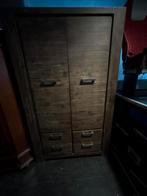 Kast, Huis en Inrichting, Kasten | Kledingkasten, 100 tot 150 cm, Ophalen of Verzenden, Zo goed als nieuw, 150 tot 200 cm