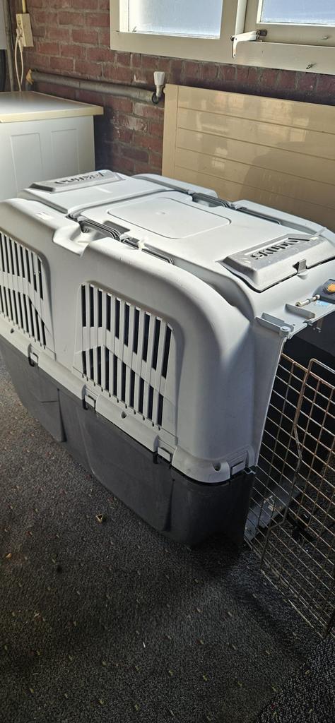 Bench IATA XL, Dieren en Toebehoren, Hondenbenches, Gebruikt, Ophalen