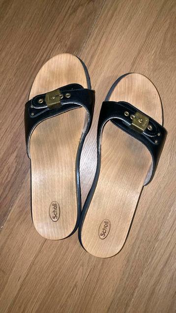 Scholl klomp houten schoen als nieuw mt 41 zwart leer beschikbaar voor biedingen