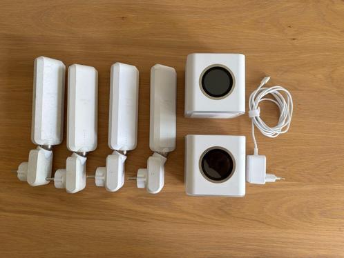 Ubiquiti AmpliFi HD Mesh WiFi-systeem – 2 basestations + 4 m, Computers en Software, Routers en Modems, Gebruikt, Router, Ophalen of Verzenden