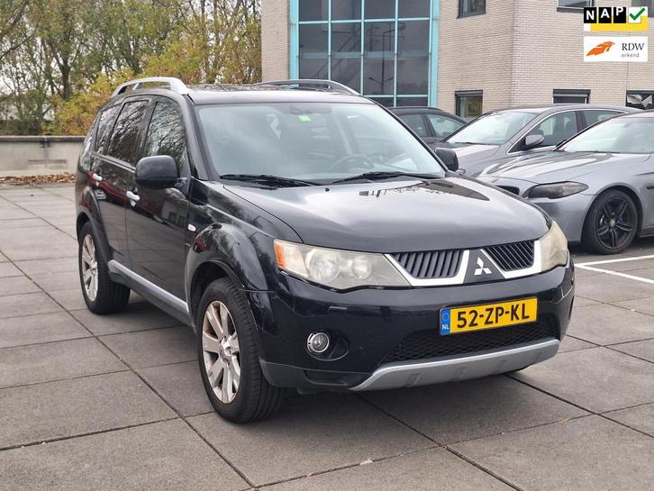 Mitsubishi Outlander €4950,-2.4 Instyle Automaat 7Pers 4X4, Auto's, Mitsubishi, Bedrijf, Te koop, Outlander, 4x4, ABS, Airbags