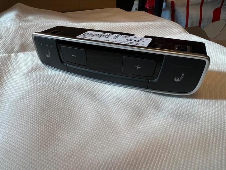 Stoelverwarming achterbank Audi A4 B9 8W0919158A met kabels, Auto-onderdelen, Dashboard en Schakelaars, Audi, Gebruikt, Ophalen of Verzenden
